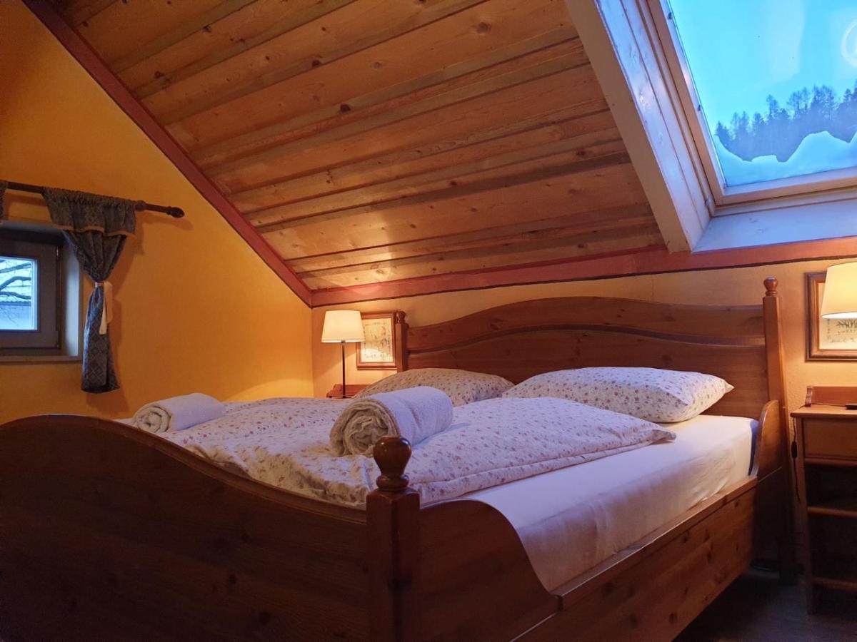 Apartments Belopeski Dvori Kranjska Gora Camera foto